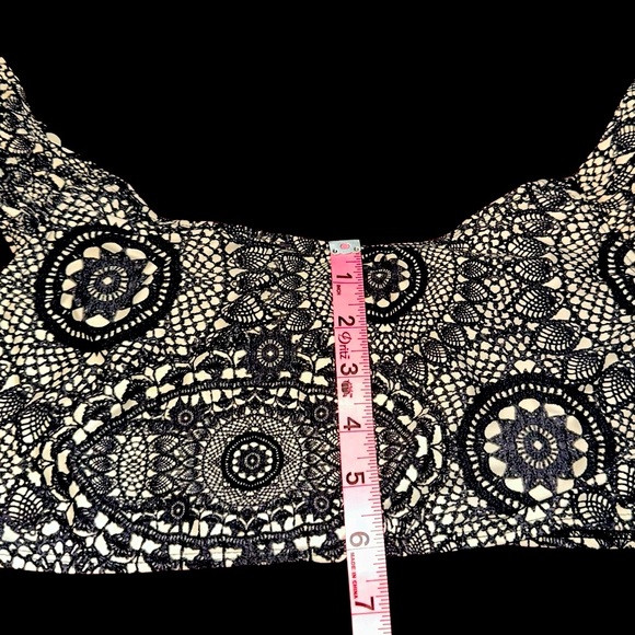 Coral black/ cream lace pattern crop top swim bikini bathing suit M/L - Picture 5 of 9